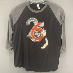 Foo Fighters Tour T Shirt 2021 Concert 26 Years Grohl XL 3/4 Sleeve